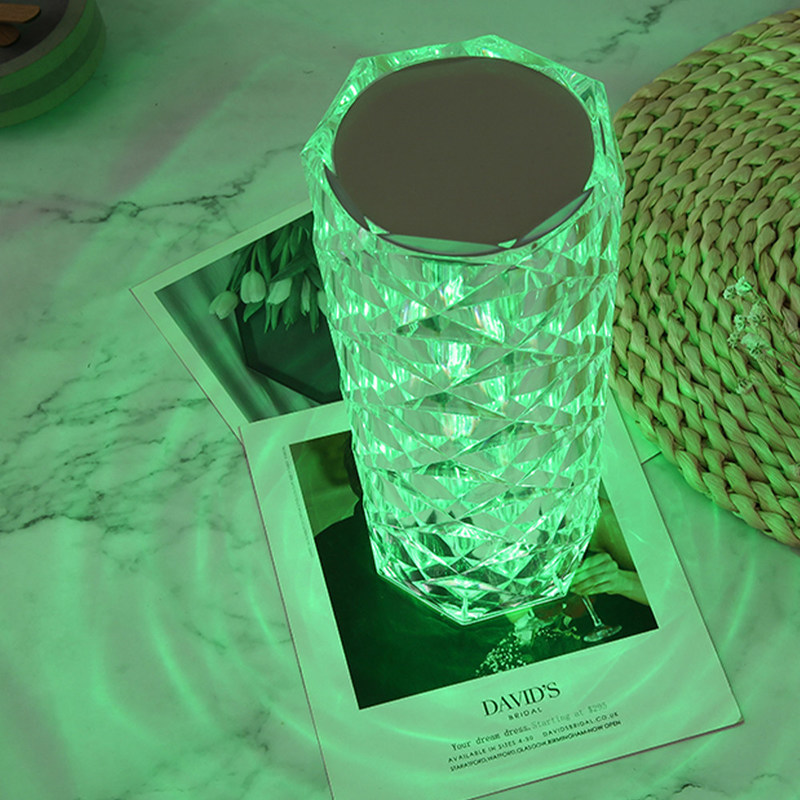 Moderno a tre colori RGB colorato rosa lampada da tavolo da letto Touch Control Dimming infinito